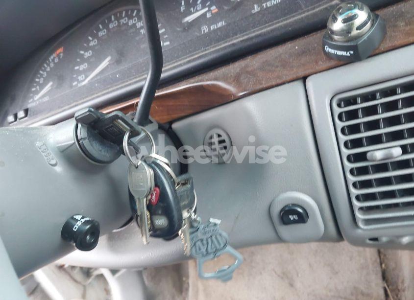 Photo 11 of 1998 Oldsmobile Regency N/A (VIN 1G3HC52K7W4835259)