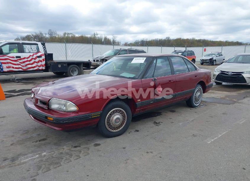 Photo 2 of 1992 Oldsmobile 88 ROYALE (VIN 1G3HN53L5NH362244)