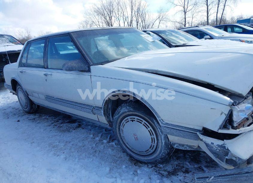 Photo 13 of 1991 Oldsmobile 88 ROYALE (VIN 1G3HN54C6MH307850)