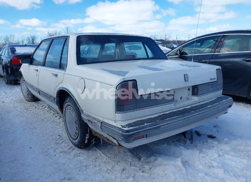 Photo 3 of 1991 Oldsmobile 88 ROYALE (VIN 1G3HN54C6MH307850)