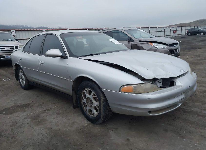 2002 Oldsmobile Intrigue GL (VIN 1G3WS52H42F145627) main photo