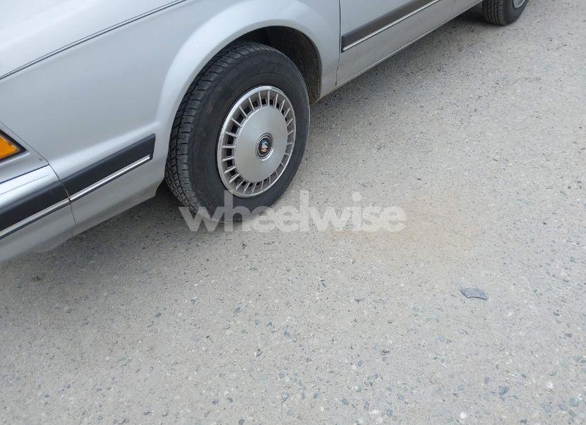 Photo 13 of 1992 Buick Century SPECIAL (VIN 1G4AG54N6N6476806)