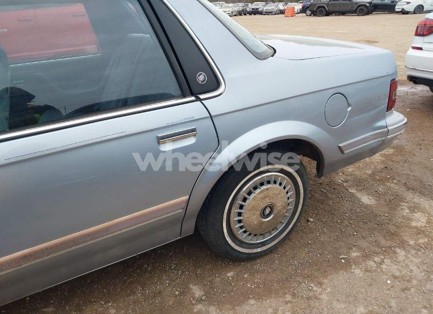 Photo 18 of 1996 Buick Century SPECIAL/CUSTOM/LIMITED (VIN 1G4AG55M3T6457665)