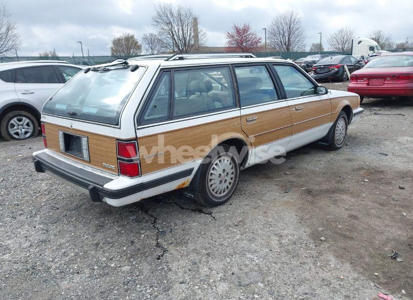 Photo 4 of 1996 Buick Century SPECIAL (VIN 1G4AG85M0T6414502)