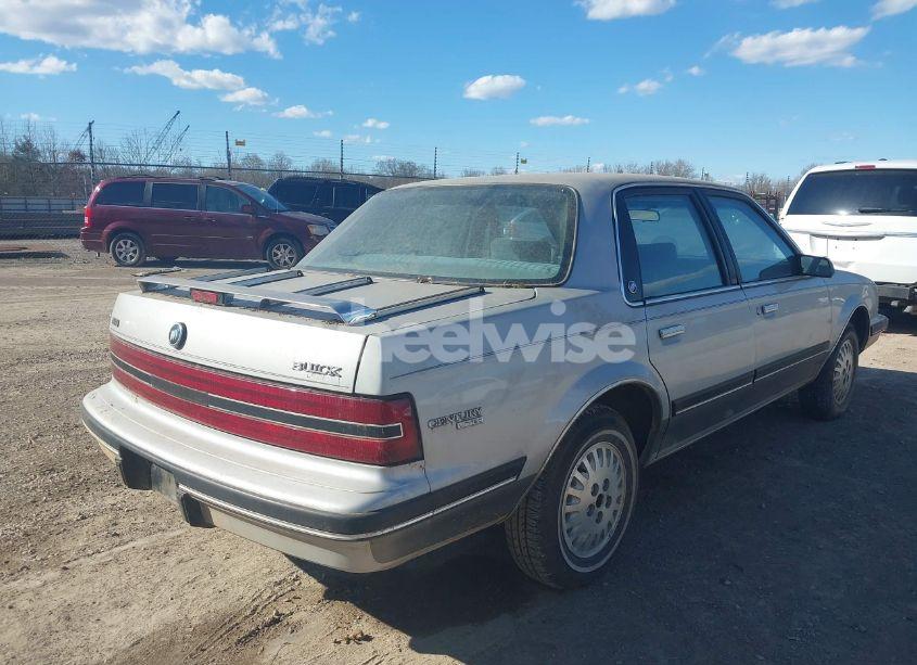 Photo 4 of 1992 Buick Century LIMITED (VIN 1G4AL54N8N6465236)