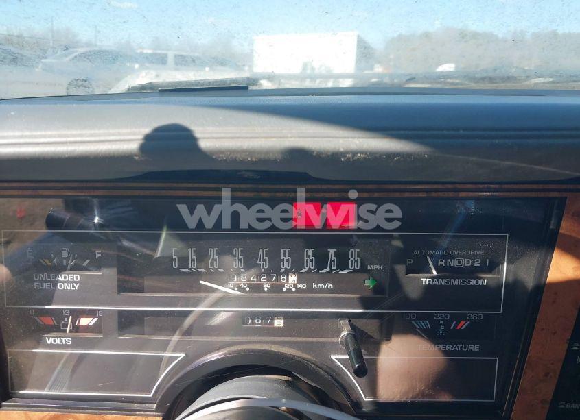 Photo 7 of 1992 Buick Century LIMITED (VIN 1G4AL54N8N6465236)