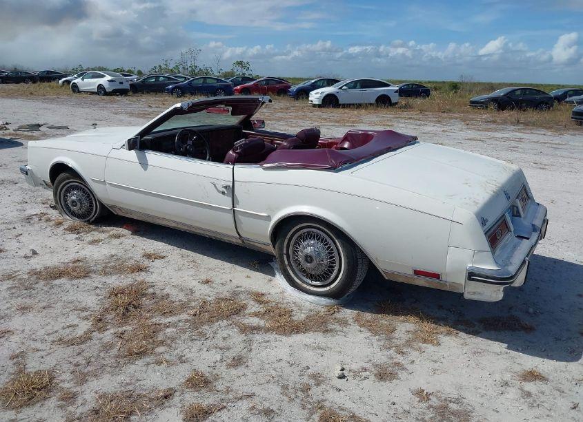 Photo 3 of 1982 Buick Riviera N/A (VIN 1G4AZ67Y1CE433516)