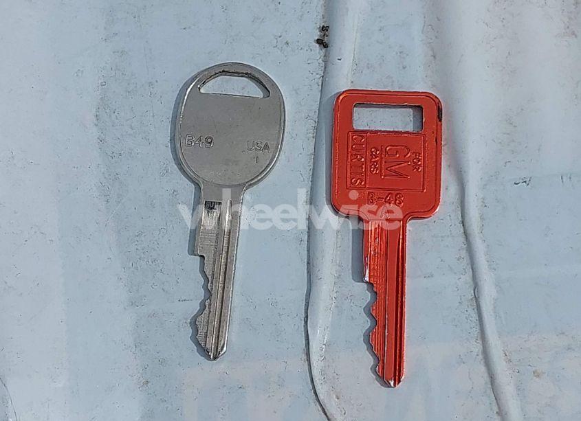 Photo 11 of 1985 Buick Lesabre CUSTOM (VIN 1G4BN69YXFX439367)