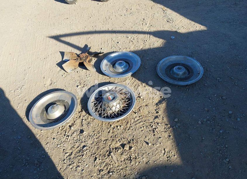 Photo 12 of 1985 Buick Lesabre LIMITED (VIN 1G4BP69Y8FX434341)