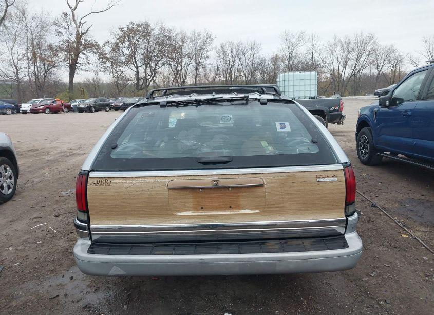 Photo 16 of 1996 Buick Roadmaster LIMITED (VIN 1G4BR82P0TR407304)