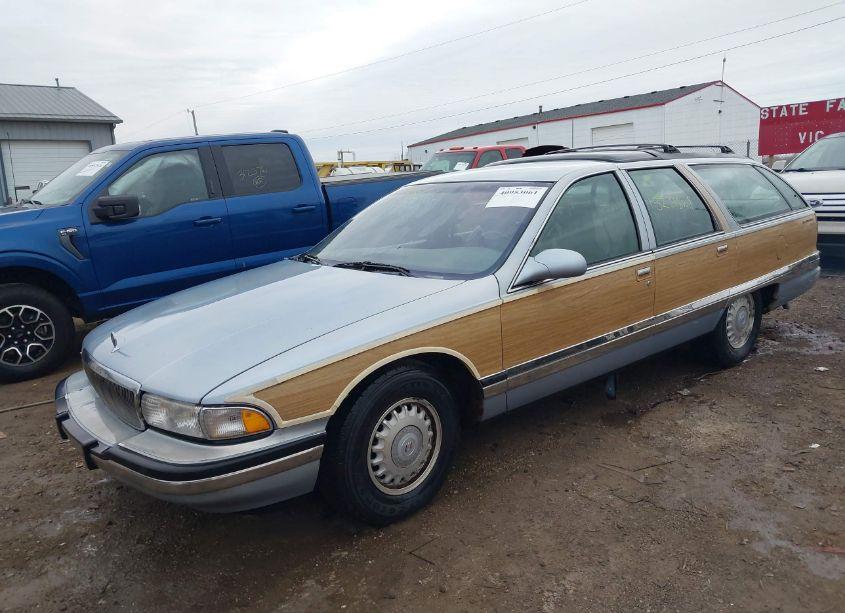 Photo 2 of 1996 Buick Roadmaster LIMITED (VIN 1G4BR82P0TR407304)