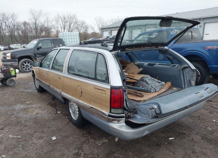 Photo 3 of 1996 Buick Roadmaster LIMITED (VIN 1G4BR82P0TR407304)