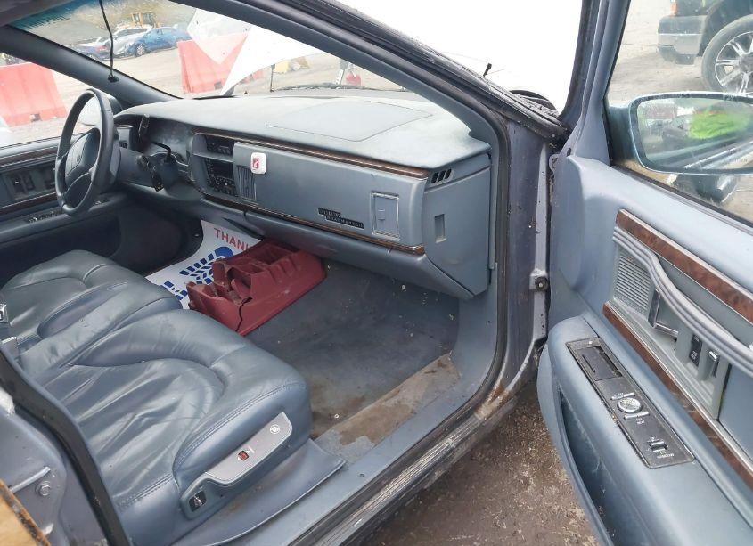 Photo 5 of 1996 Buick Roadmaster LIMITED (VIN 1G4BR82P0TR407304)