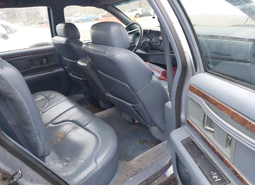 Photo 8 of 1996 Buick Roadmaster LIMITED (VIN 1G4BR82P0TR407304)