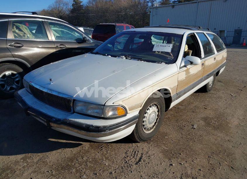 Photo 2 of 1995 Buick Roadmaster ESTATE (VIN 1G4BR82P6SR408567)
