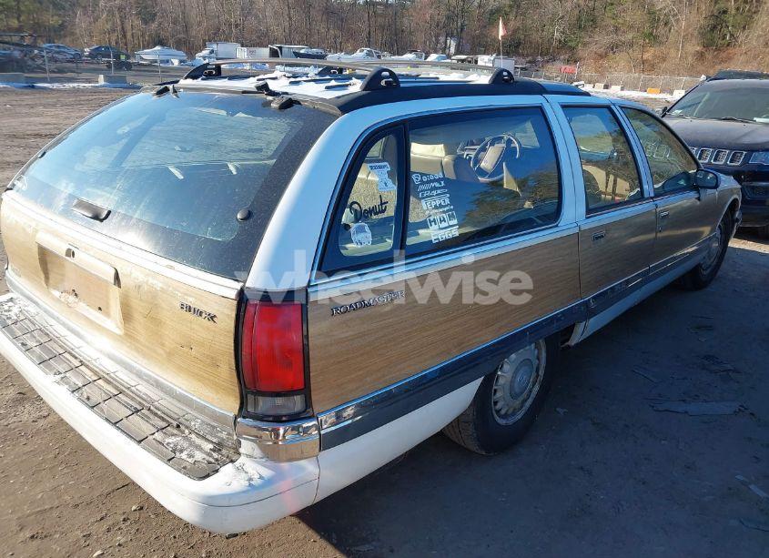 Photo 4 of 1995 Buick Roadmaster ESTATE (VIN 1G4BR82P6SR408567)