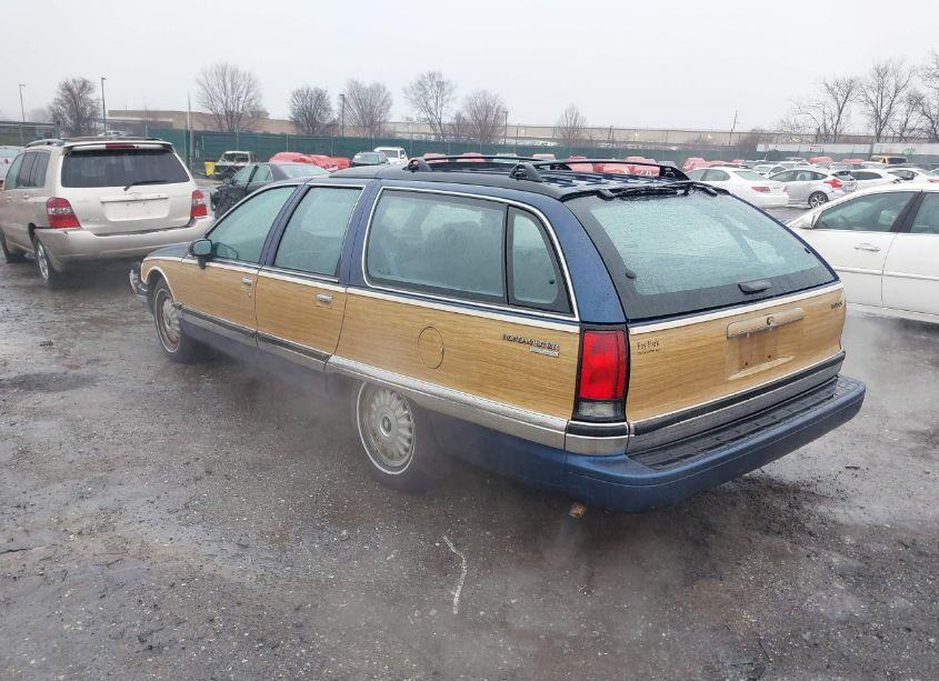 Photo 3 of 1994 Buick Roadmaster ESTATE (VIN 1G4BR82P9RR422411)