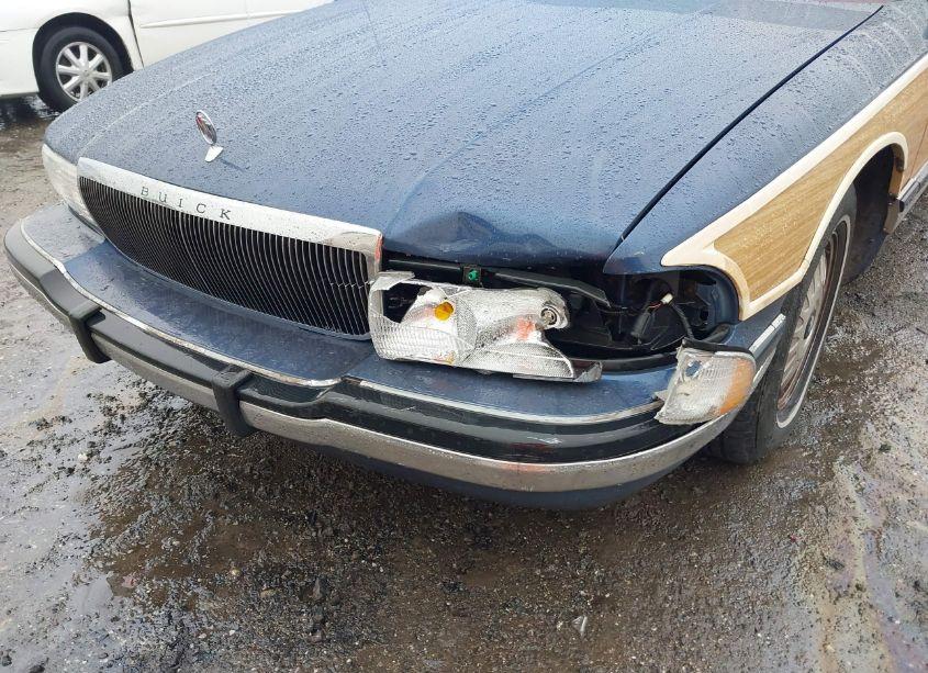 Photo 6 of 1994 Buick Roadmaster ESTATE (VIN 1G4BR82P9RR422411)