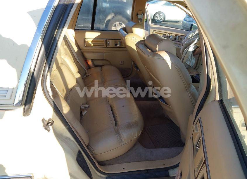 Photo 8 of 1992 Buick Roadmaster LIMITED (VIN 1G4BT5374NR463960)