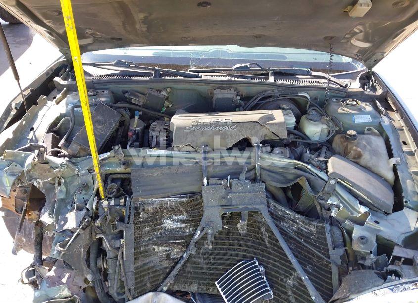 Photo 10 of 1998 Buick Park AVENUE ULTRA (VIN 1G4CU5213W4624554)