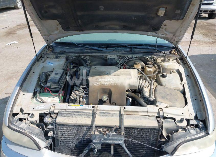 Photo 10 of 1999 Buick Park AVENUE ULTRA (VIN 1G4CU5217X4642475)