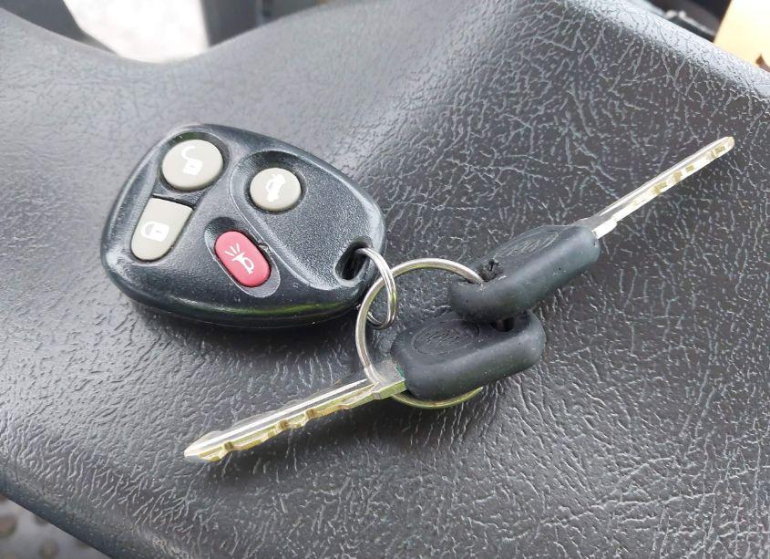 Photo 11 of 2000 Buick Park AVENUE ULTRA (VIN 1G4CU5219Y4199487)