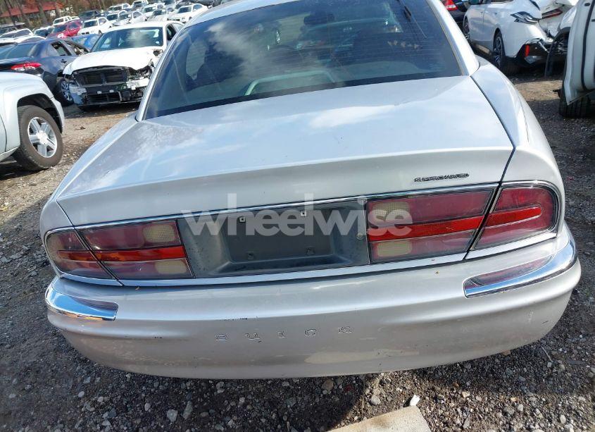 Photo 16 of 2001 Buick Park AVENUE ULTRA (VIN 1G4CU541814238816)