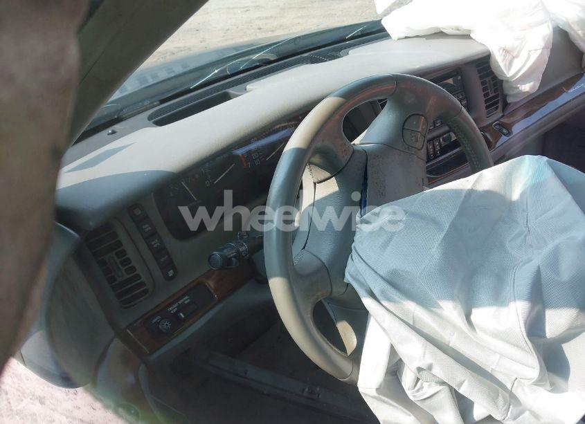 Photo 15 of 2002 Buick Park AVENUE ULTRA (VIN 1G4CU541X24161710)