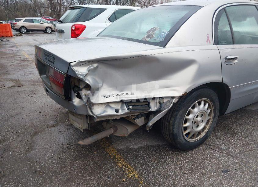 Photo 6 of 1998 Buick Park AVENUE (VIN 1G4CW52K1W4637094)