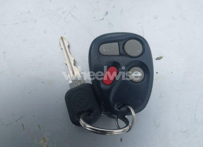 Photo 11 of 1999 Buick Park AVENUE (VIN 1G4CW52K1X4627957)