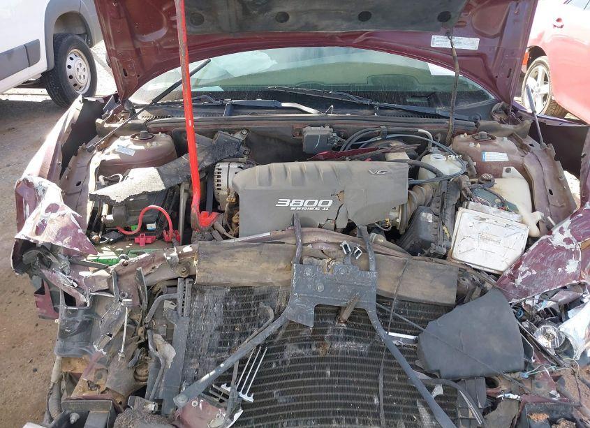 Photo 10 of 2000 Buick Park AVENUE (VIN 1G4CW52K2Y4221493)