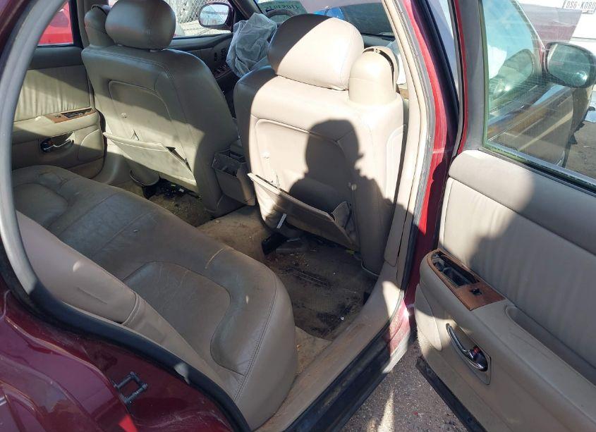 Photo 8 of 2000 Buick Park AVENUE (VIN 1G4CW52K2Y4221493)