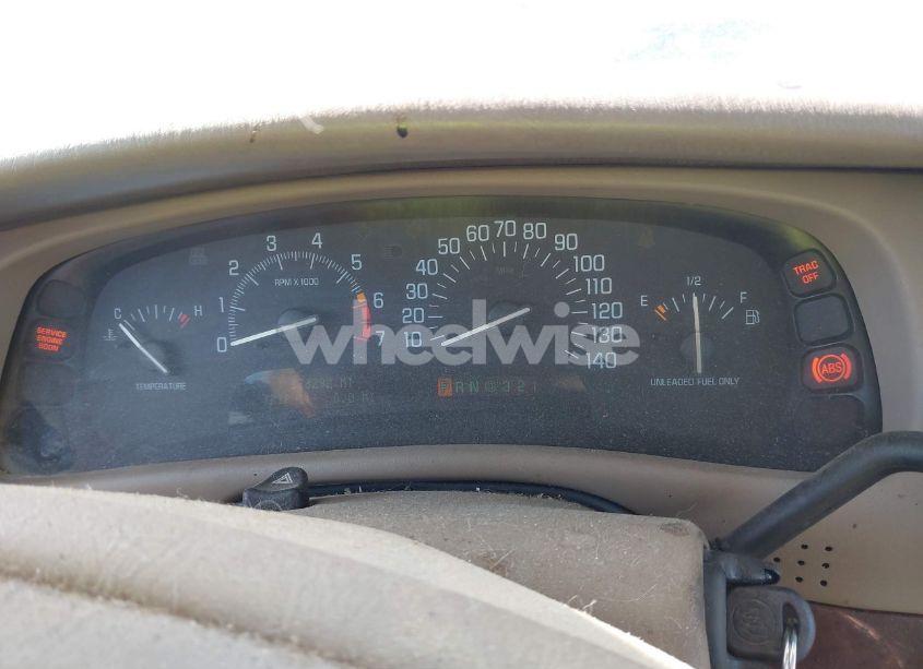 Photo 7 of 1998 Buick Park AVENUE (VIN 1G4CW52K3W4625691)