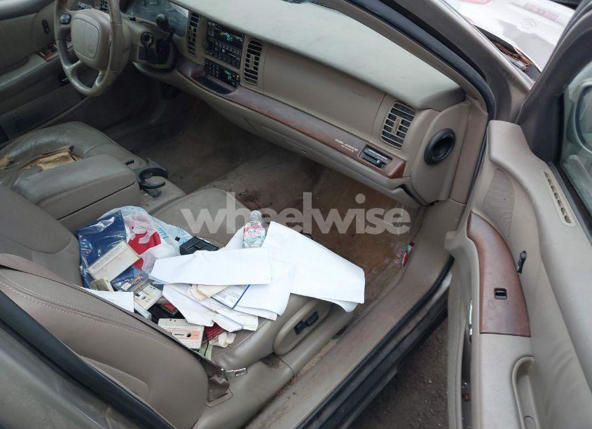 Photo 5 of 2000 Buick Park AVENUE (VIN 1G4CW52K4Y4209197)