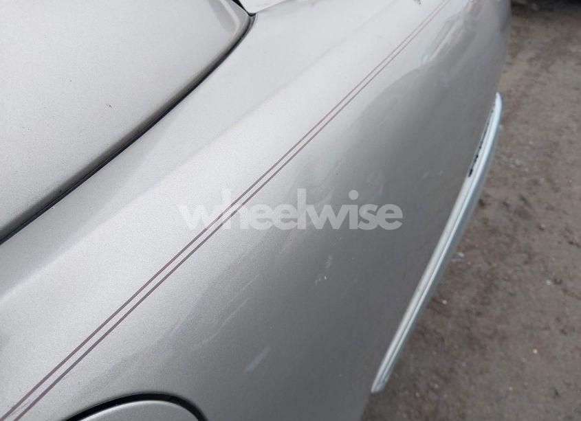 Photo 6 of 2000 Buick Park AVENUE (VIN 1G4CW52K4Y4209197)