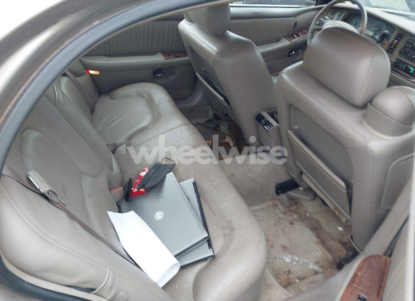 Photo 8 of 2000 Buick Park AVENUE (VIN 1G4CW52K4Y4209197)