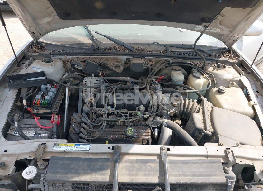 Photo 10 of 2000 Buick Park AVENUE (VIN 1G4CW52K5Y4117550)