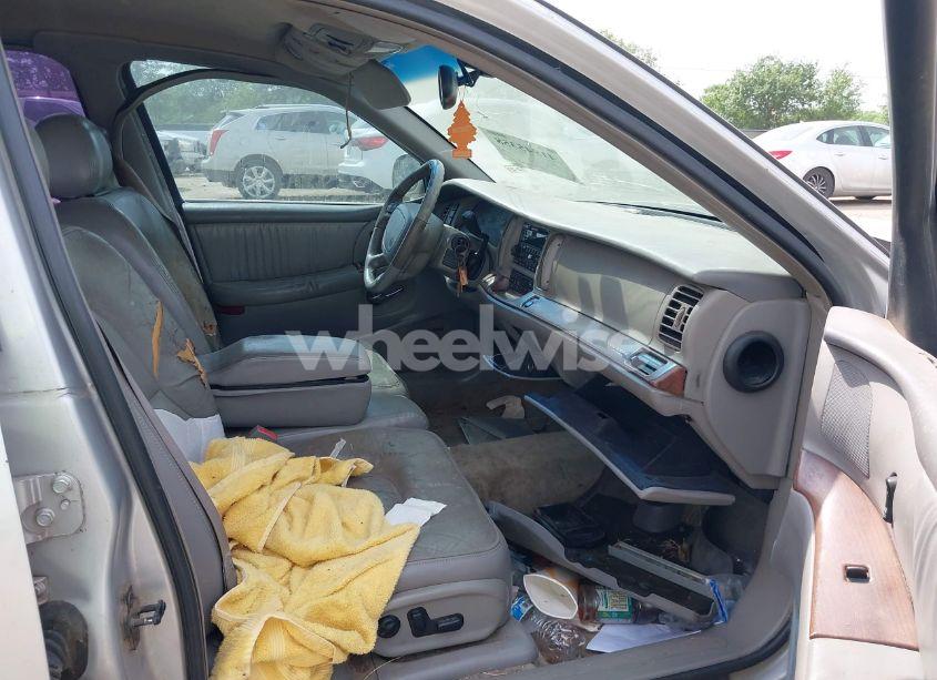 Photo 5 of 2000 Buick Park AVENUE (VIN 1G4CW52K5Y4117550)