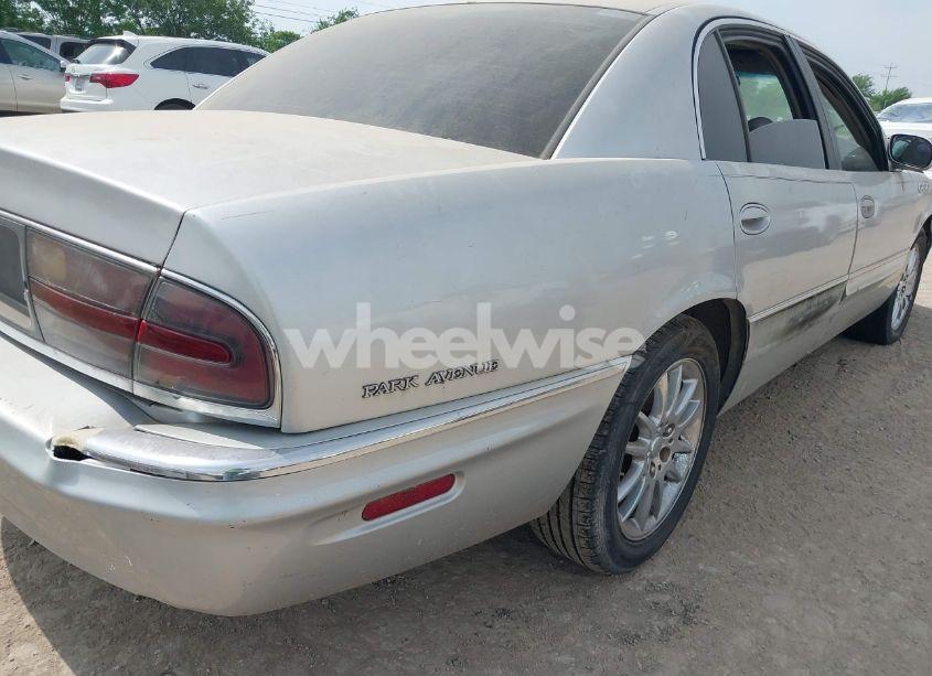 Photo 6 of 2000 Buick Park AVENUE (VIN 1G4CW52K5Y4117550)