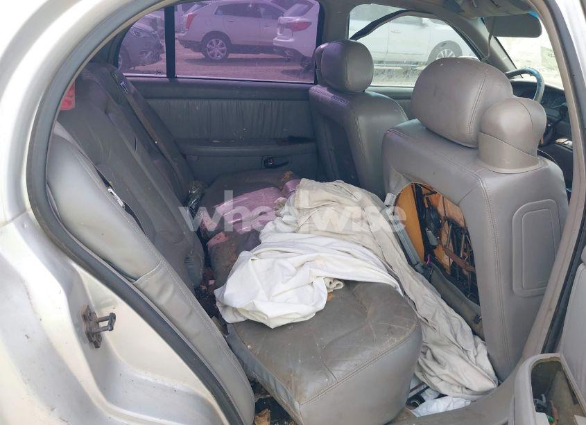 Photo 8 of 2000 Buick Park AVENUE (VIN 1G4CW52K5Y4117550)