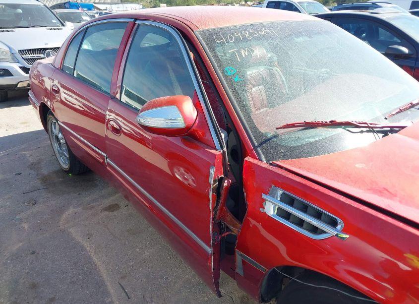 Photo 13 of 1998 Buick Park AVENUE (VIN 1G4CW52K6W4644011)