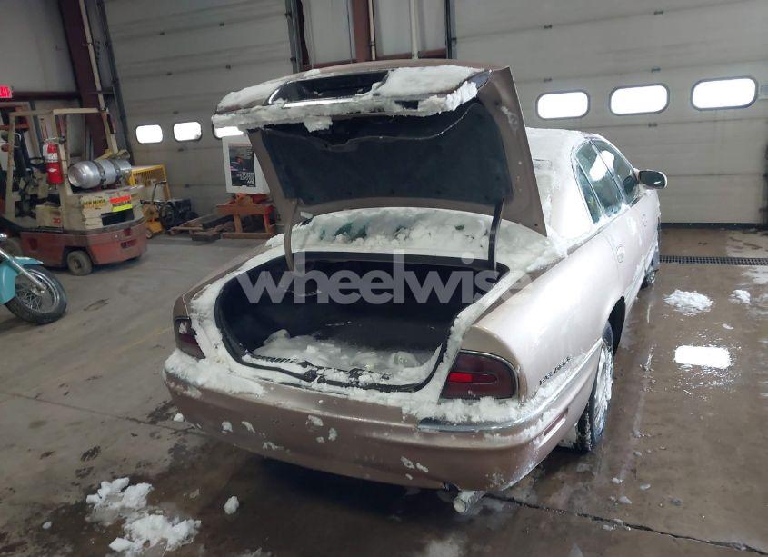 Photo 16 of 1998 Buick Park AVENUE (VIN 1G4CW52K6W4659169)