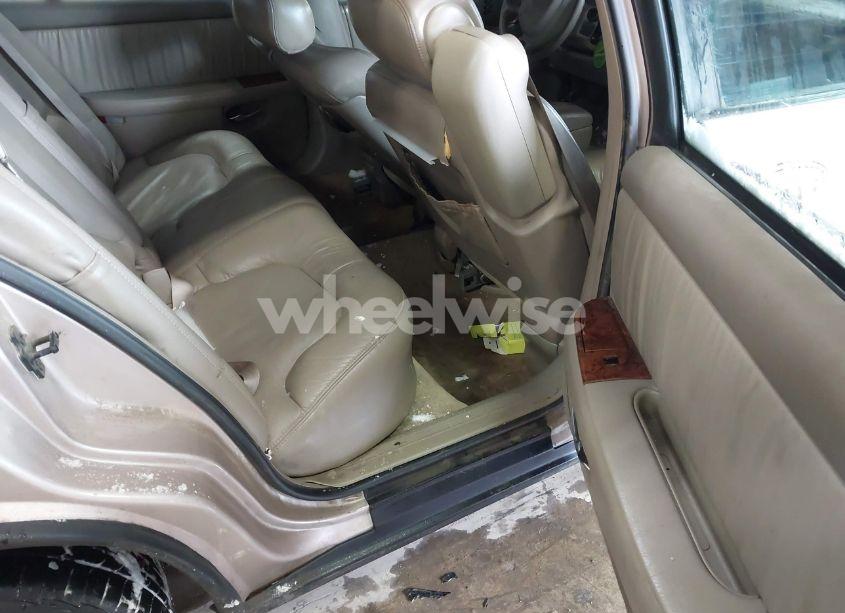 Photo 8 of 1998 Buick Park AVENUE (VIN 1G4CW52K6W4659169)