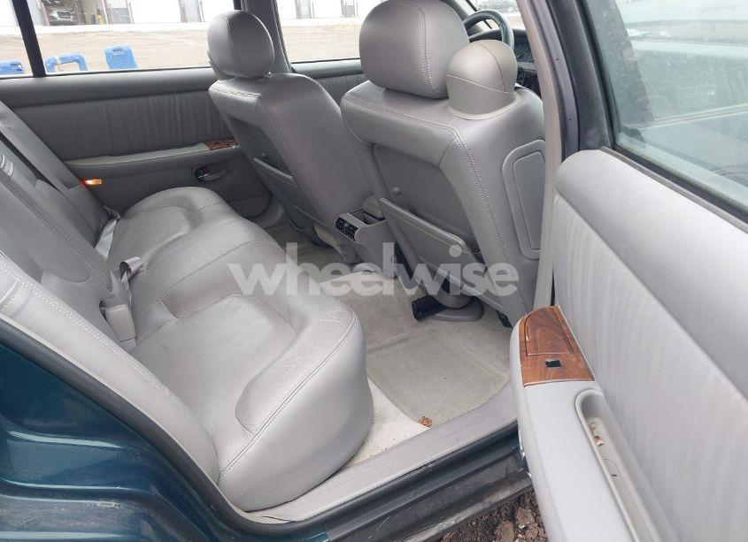 Photo 8 of 2000 Buick Park AVENUE (VIN 1G4CW52K7Y4212269)