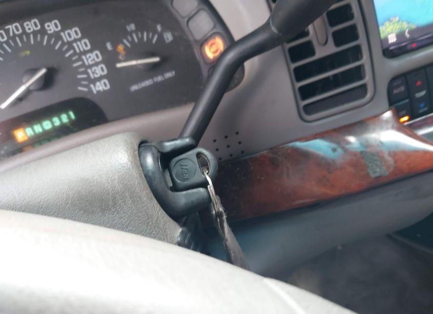 Photo 11 of 1998 Buick Park AVENUE (VIN 1G4CW52K9W4633889)