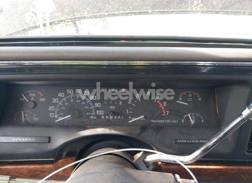 Photo 7 of 1994 Buick Park AVENUE (VIN 1G4CW52L5R1600239)