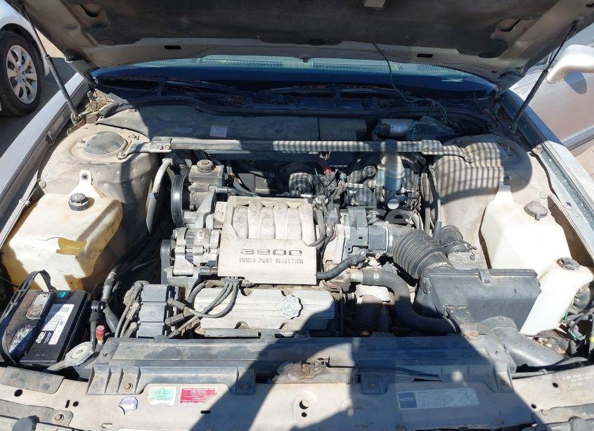 Photo 10 of 1991 Buick Park AVENUE (VIN 1G4CW53L5M1615038)