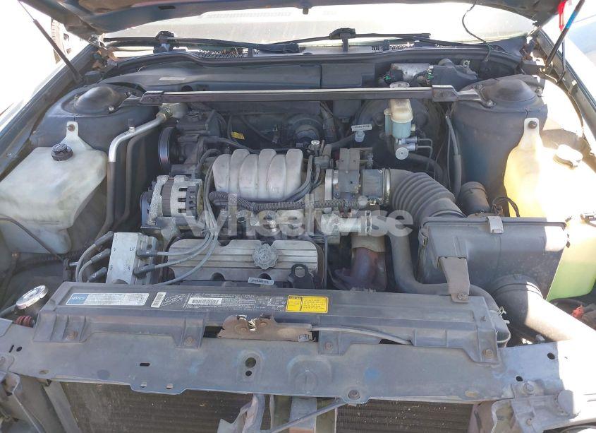 Photo 10 of 1992 Buick Park AVENUE (VIN 1G4CW53L5N1600931)