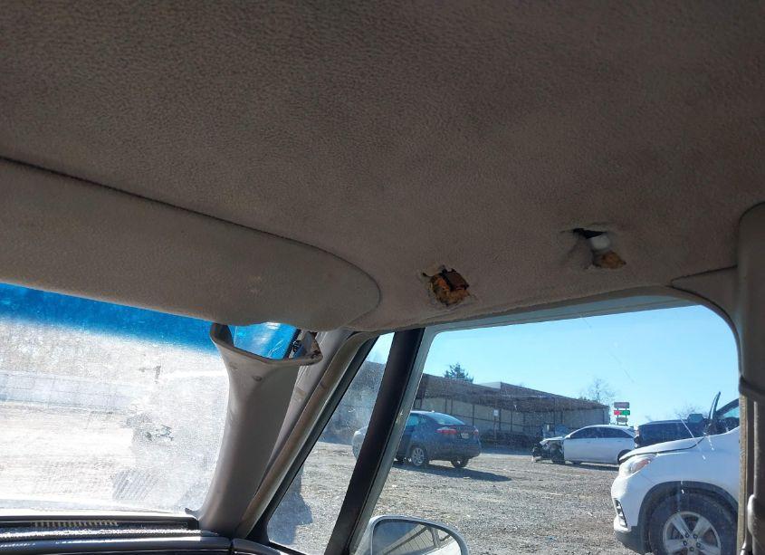 Photo 15 of 1993 Buick Park AVENUE (VIN 1G4CW53L5P1619806)