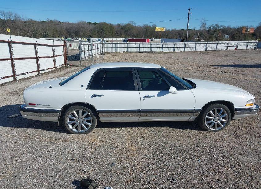 Photo 6 of 1993 Buick Park AVENUE (VIN 1G4CW53L5P1619806)